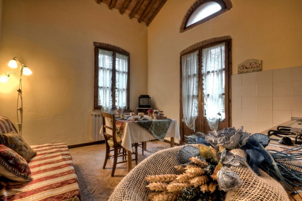 Agriturismo Il Prato Palaia Exterior photo